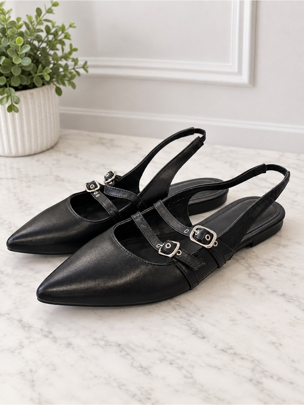 ALOHAS Leather Slingback Flats Black Pointed Toe Made in Spain EU 39